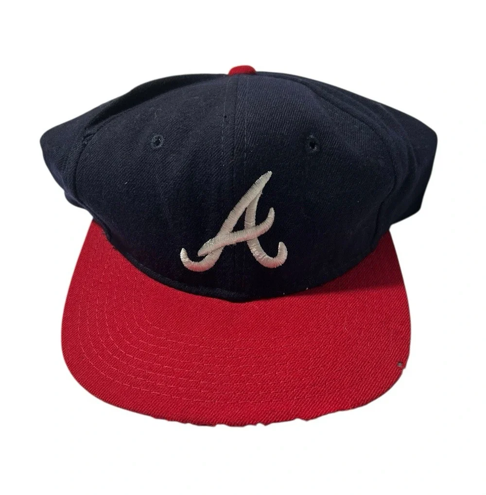Vtg Atlanta Braves Sports Specialties Hat Blue Script Logo Fitted 7 1/4 Distress